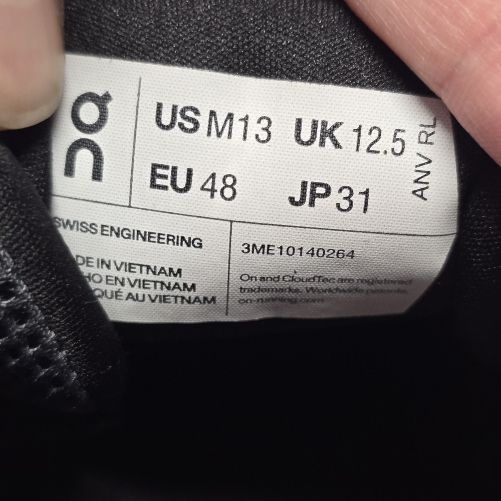 On Running Cloud Cloudrunner 2 Eclipse Black Men'… - image 8